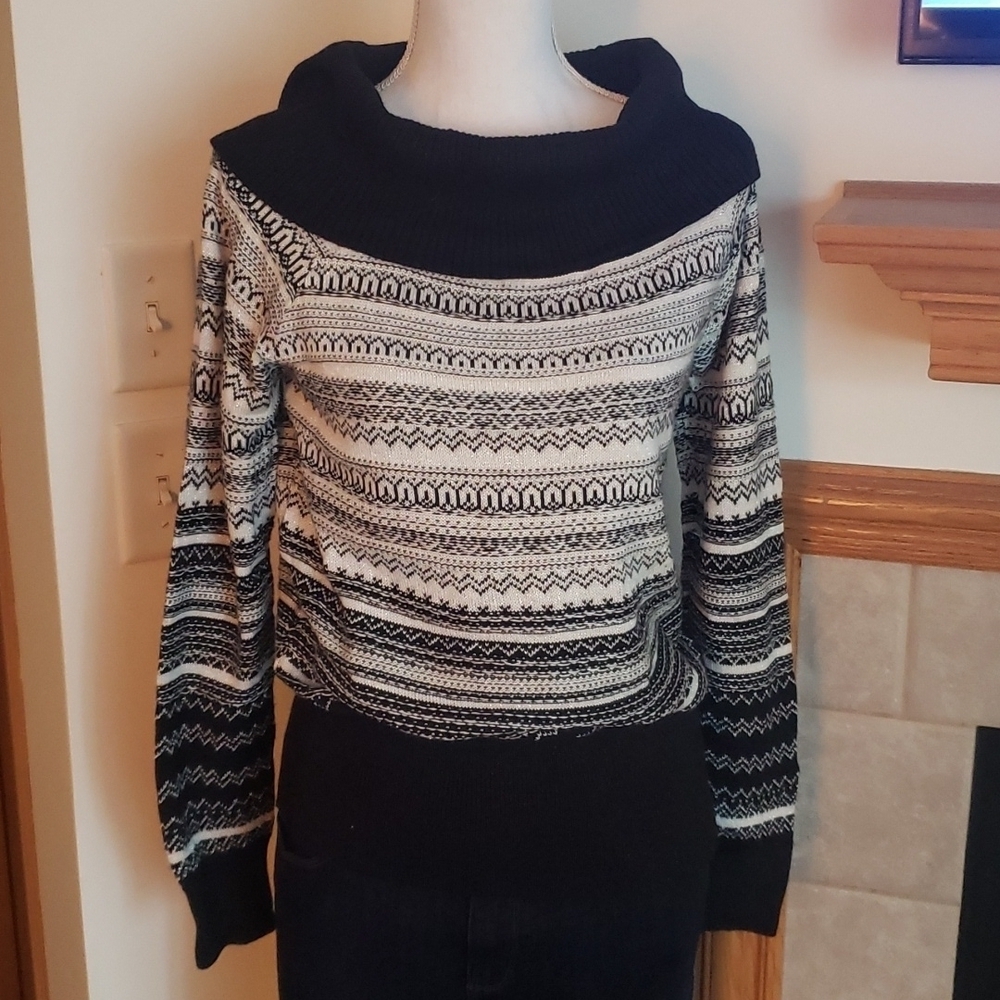White House Black Market Sweater